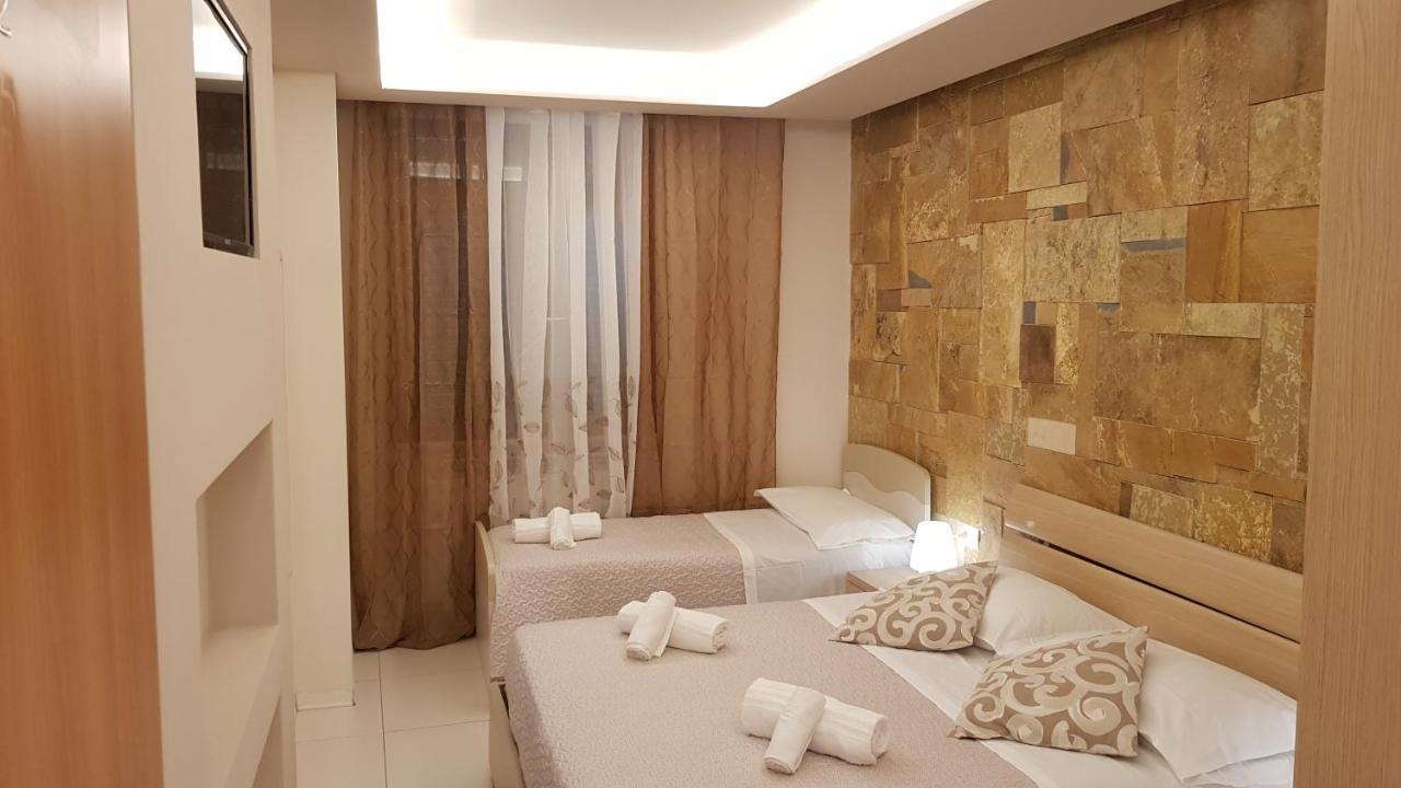 Affittacamere Casa Brajan Фоллоника Экстерьер фото